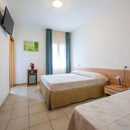 Hotel Ginevra *