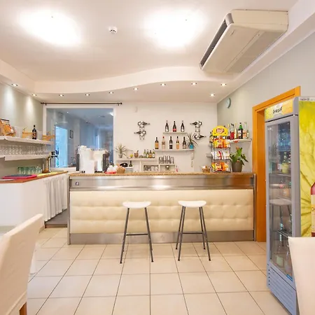 Hotel Ginevra *